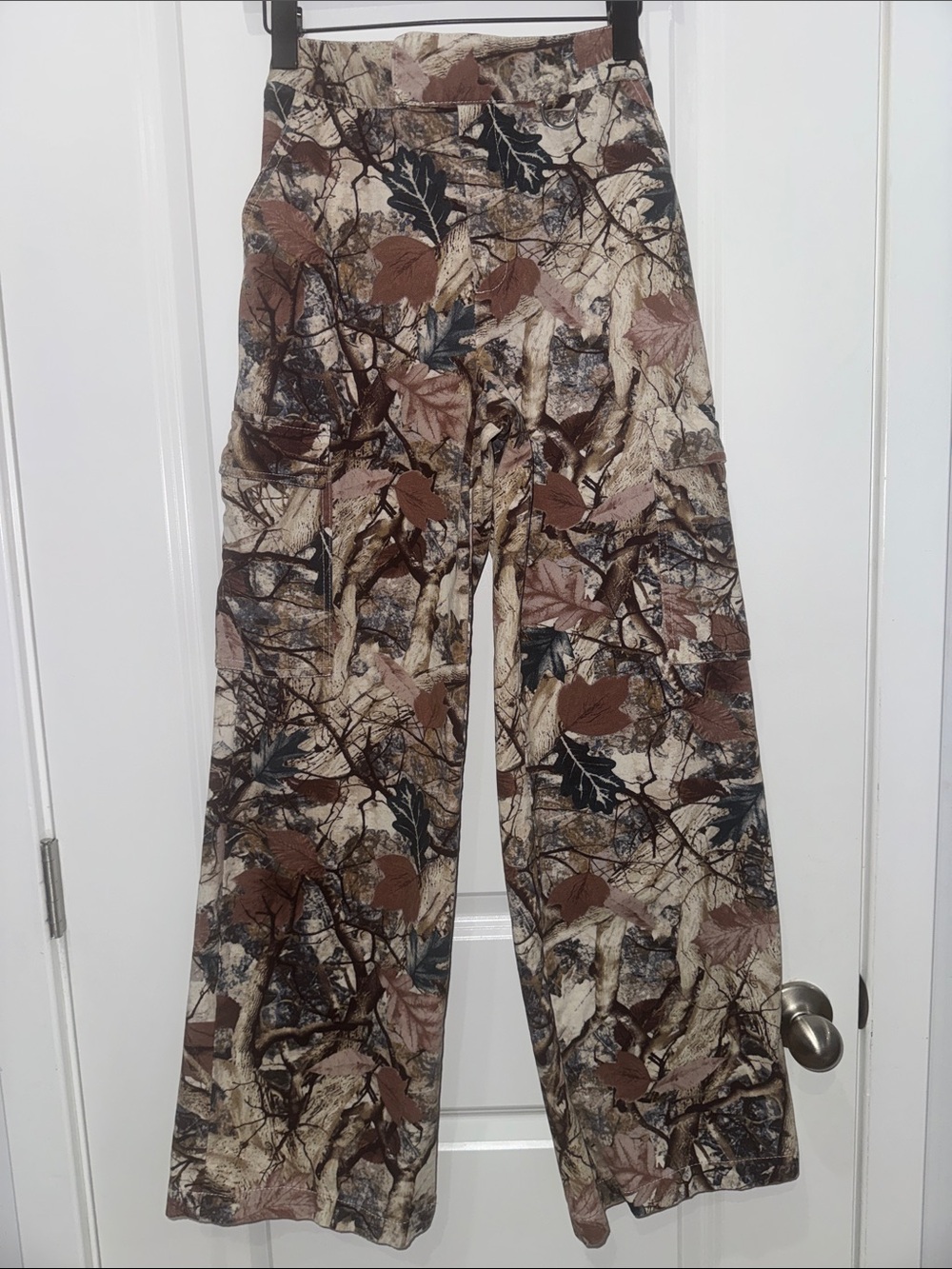 Leaf Print Cargo Pants